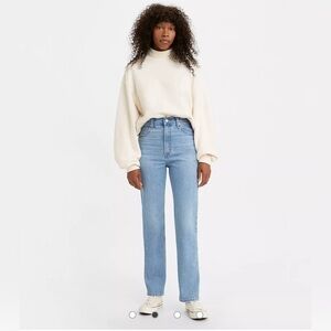 EUC 70’s High Slim Straight Levi’s jeans in a light blue wash.
